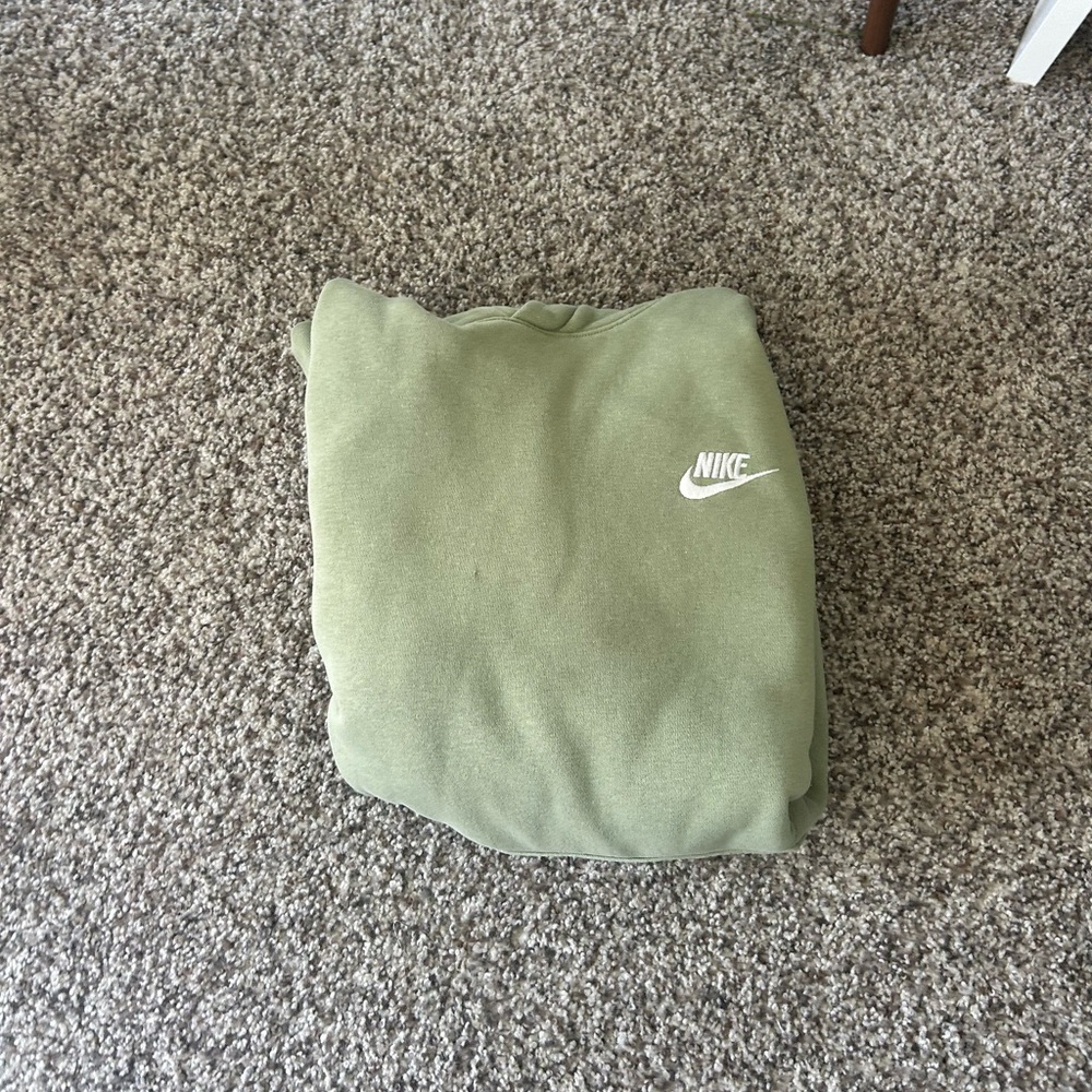Nike Olive Green Pullover